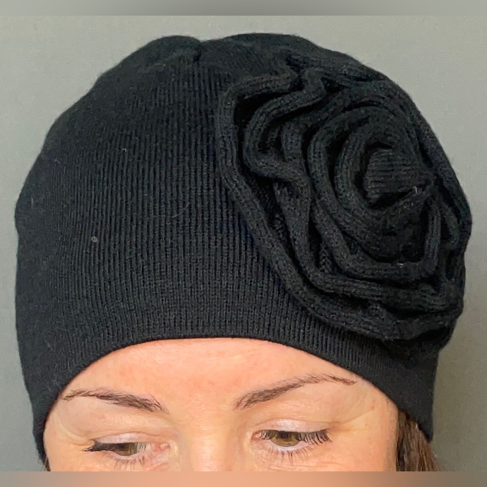 Black beanie with fabric flower